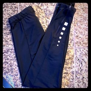 SKECHERS Fleece lined athletic pant EUC SZ MED.